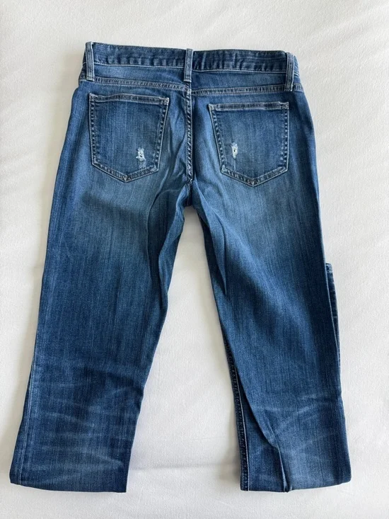 GAP Medium Dark Blue Distressed Straight-Leg Jeans 27 Long - Picture 4 of 9